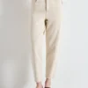 Damen-Jeans im Carrot-Schnitt von Tineborow Artikelnummer: TINE11AH26
