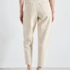 Damen-Jeans im Carrot-Schnitt von Tineborow Artikelnummer: TINE11AH26