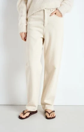 Damen-Jeans mit geradem Bein Tineborow Artikelnummer: TINE195H26