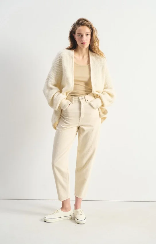 Damen-Strickjacke East Artikelnummer: EAST19AH26
