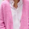 Damen-Strickjacke East Artikelnummer: EAST19AH26