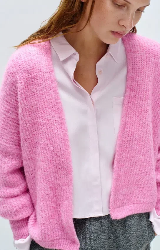 Damen-Strickjacke East Artikelnummer: EAST19AH26