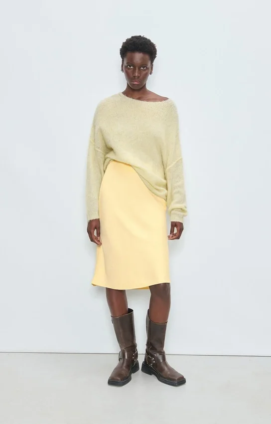 Damenpullover Yanbay Artikelnummer: YAN18DE26