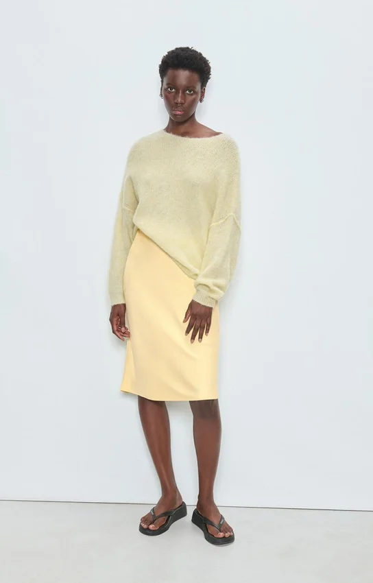 Damenpullover Yanbay Artikelnummer: YAN18DE26