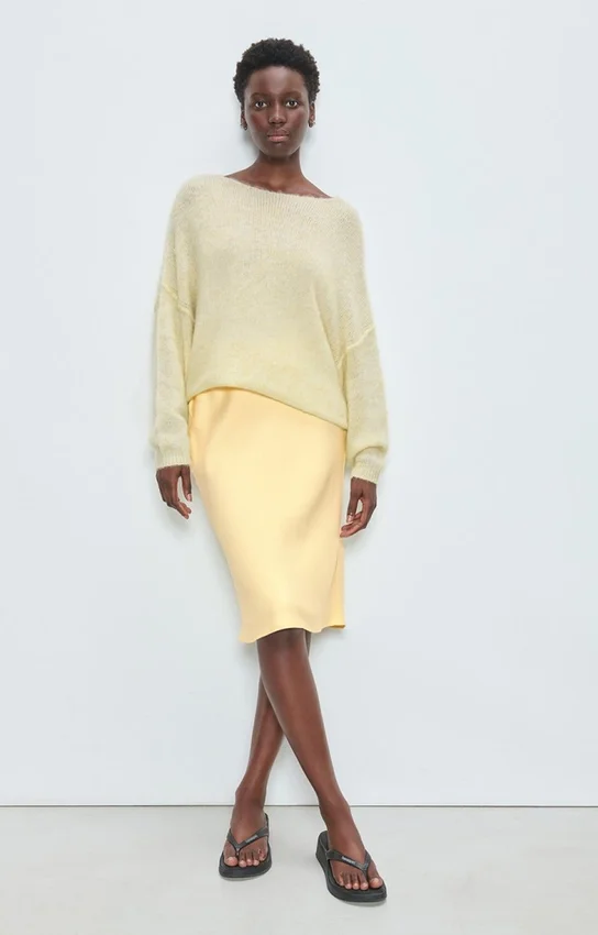 Damenpullover Yanbay Artikelnummer: YAN18DE26