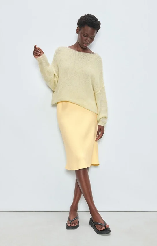 Damenpullover Yanbay Artikelnummer: YAN18DE26