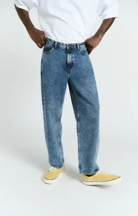 Herren-Jeans mit geradem Bein Joybird Artikelnummer: MJOY11DH26