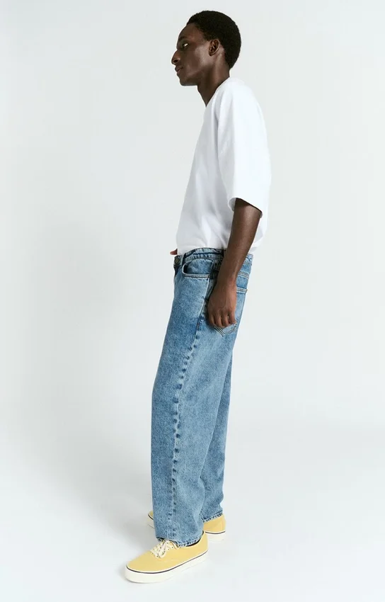 Herren-Jeans mit geradem Bein Joybird Artikelnummer: MJOY11DH26