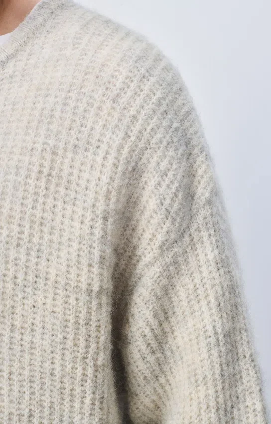 Herrenpullover East Artikelnummer: MEAST18DE26