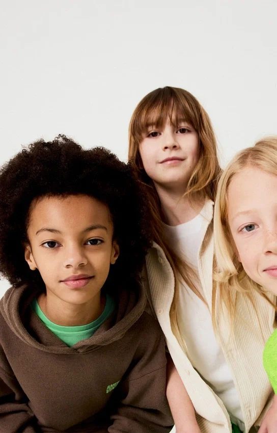 Kinder-Sweatshirt Evona Artikelnummer: KEVO03CH26