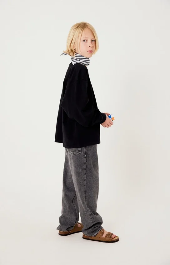 Kinderjeans mit geradem Schnitt von Yopday Artikelnummer: KYOP11CH26