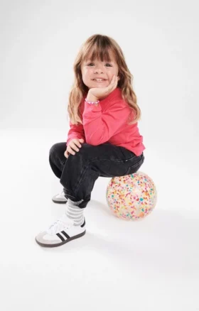 Kinderjeans mit geradem Schnitt von Yopday Artikelnummer: KYOP11CH26