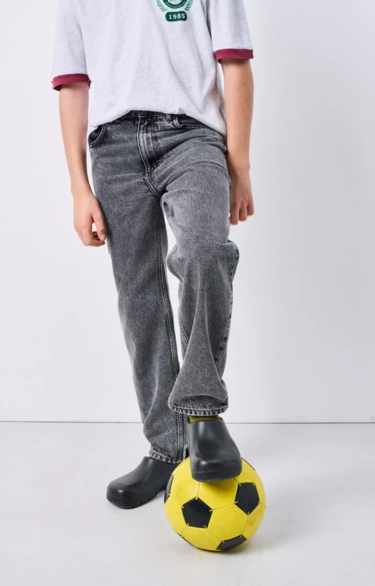 Kinderjeans mit geradem Schnitt von Yopday Artikelnummer: KYOP11CH26