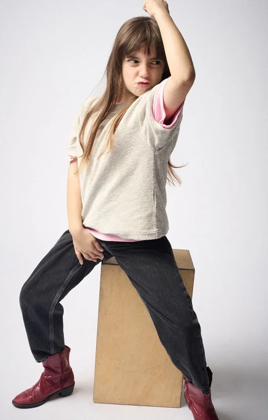 Kinderjeans mit geradem Schnitt von Yopday Artikelnummer: KYOP11CH26