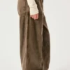 Locker sitzende Damenjeans von Oshow, Artikelnummer: OSH11BH26