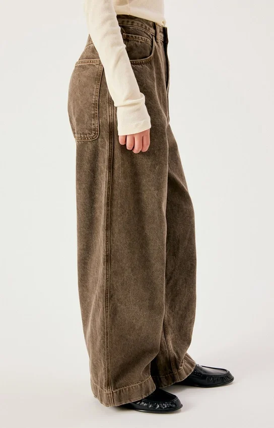 Locker sitzende Damenjeans von Oshow, Artikelnummer: OSH11BH26