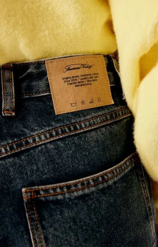 Lose sitzende Damenjeans Lydbay Artikelnummer: LYD11AH26